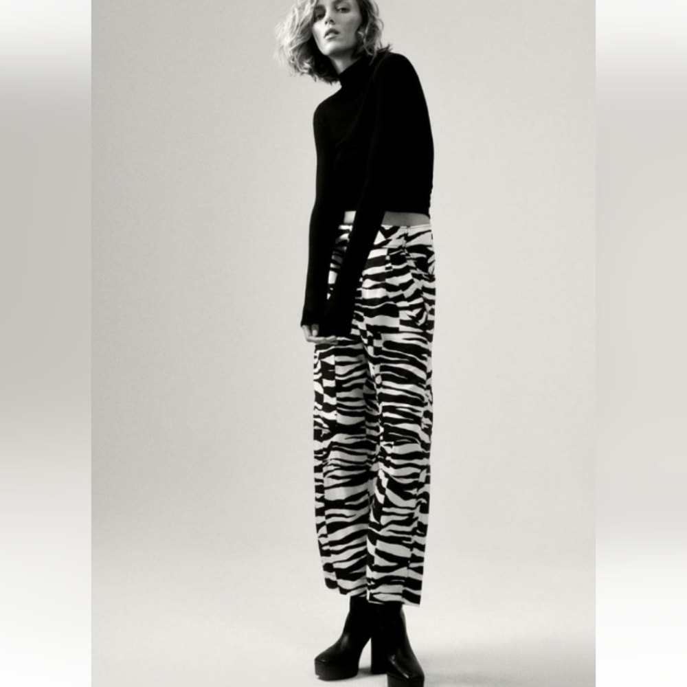 ZARA Limited Edition Animal print Flowy High Waist  pants